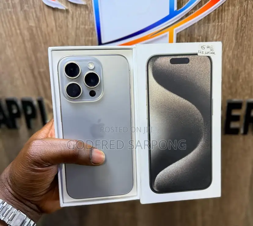 Apple iPhone 15 Pro Max 256 GB Silver