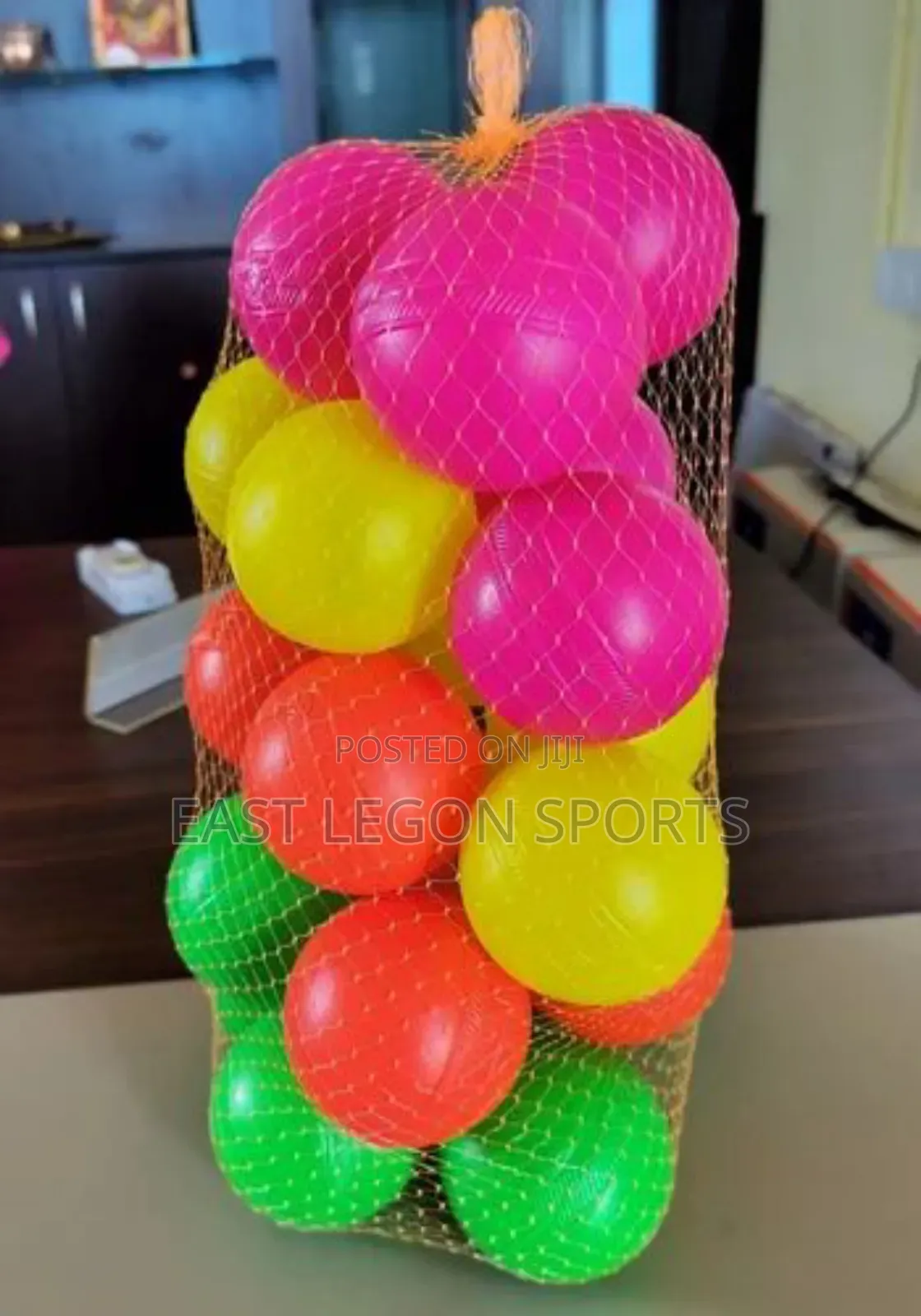 Kids Soft Balls Play Toys Bouncy Castle Pit