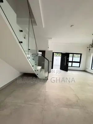 3bdrm Townhouse/Terrace in Adenta for sale