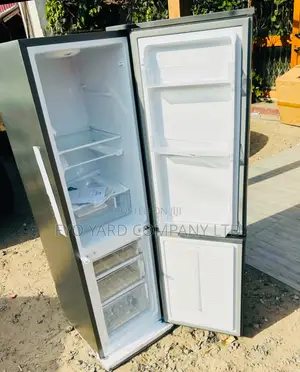 Sleek and Durable Nasco 147l Quick Freezing Refrigerator