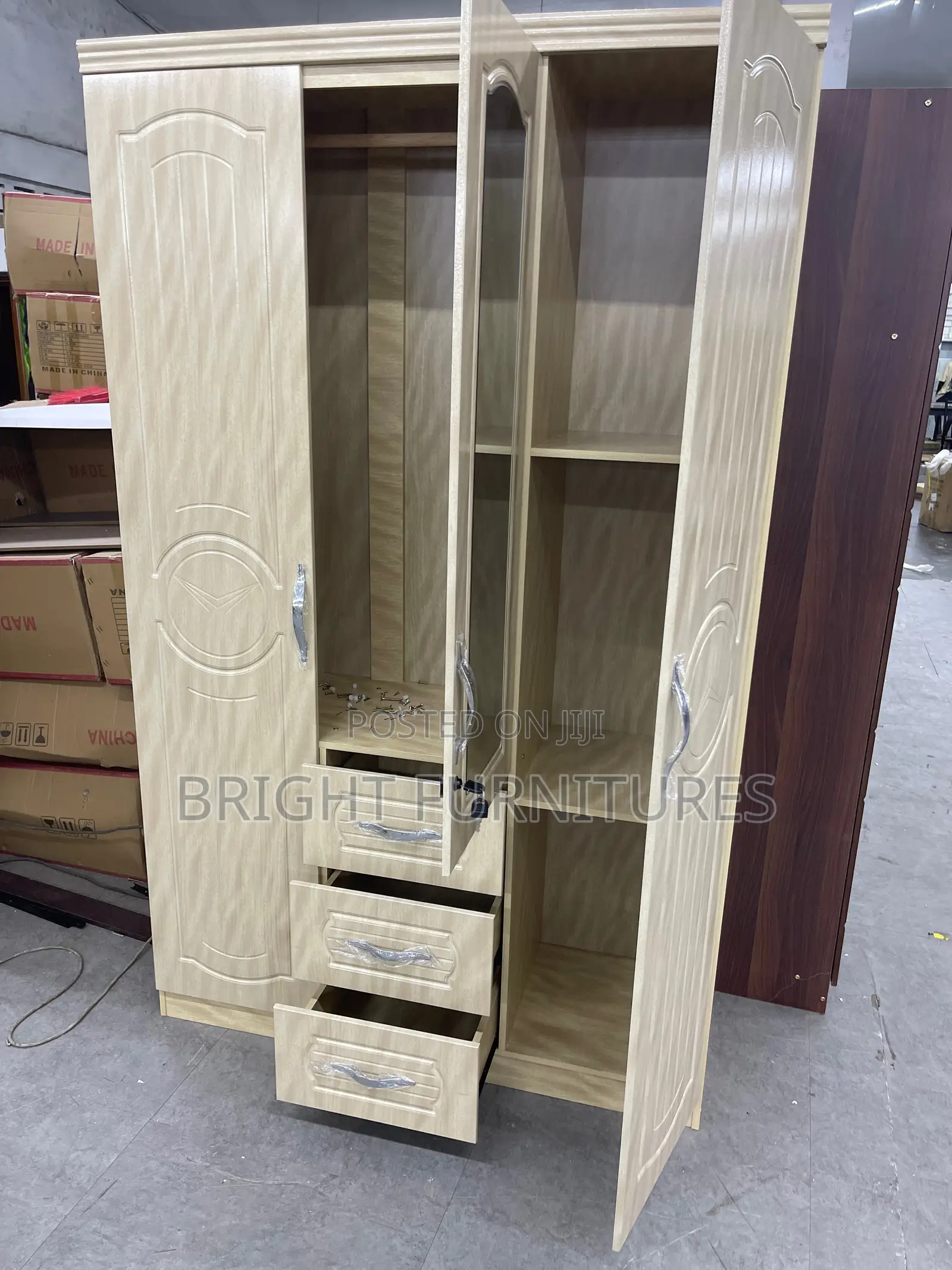 Three Doors Wardrobe With Mirror and Drawers