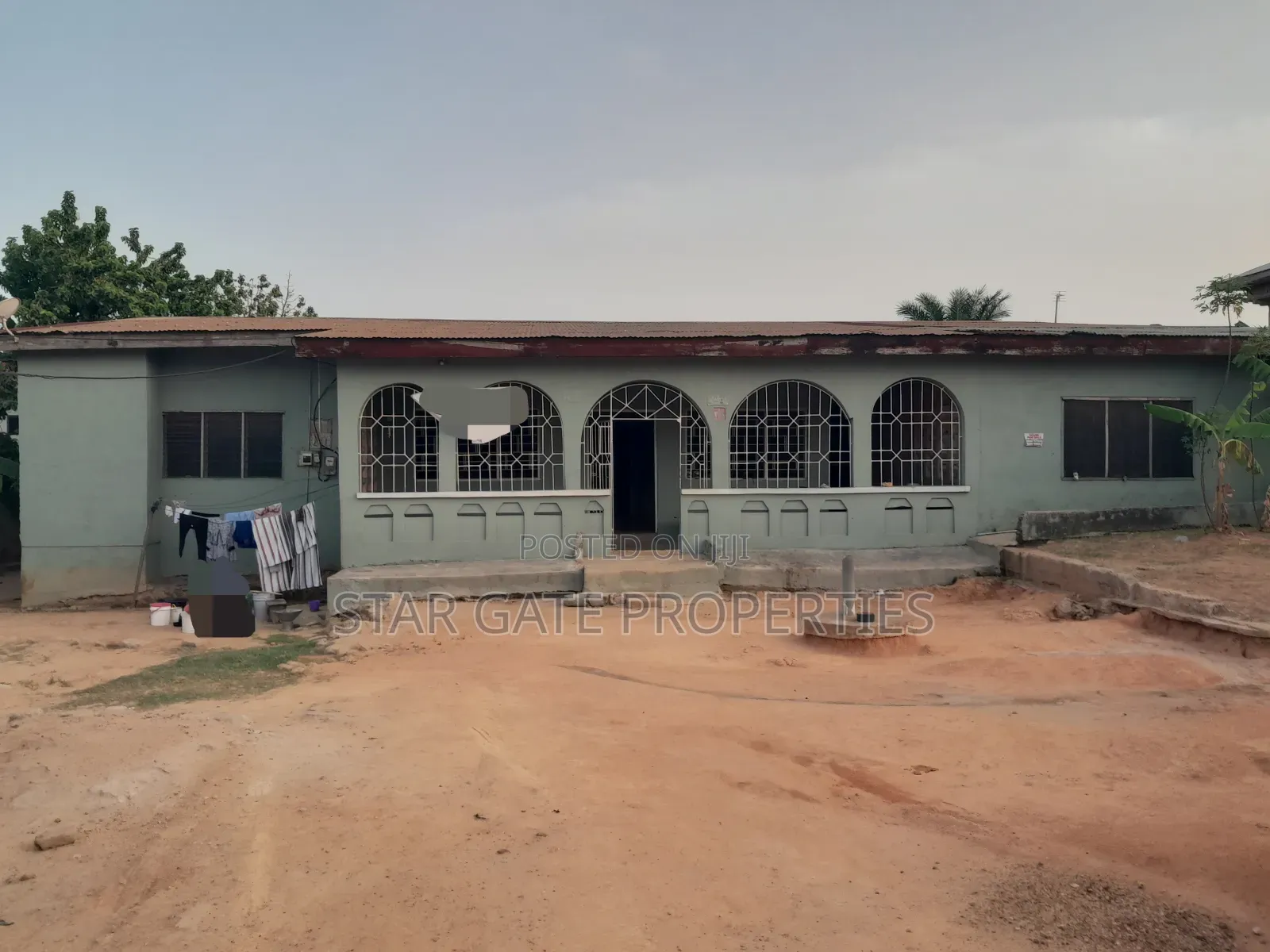 7bdrm House in Asokore Mampong, Kumasi Metropolitan for sale