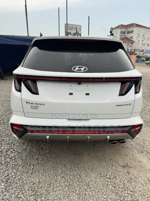 Hyundai Tucson XRT 2024 White