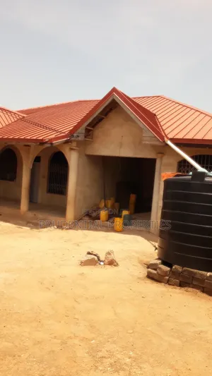 3bdrm House in Gbawe for sale