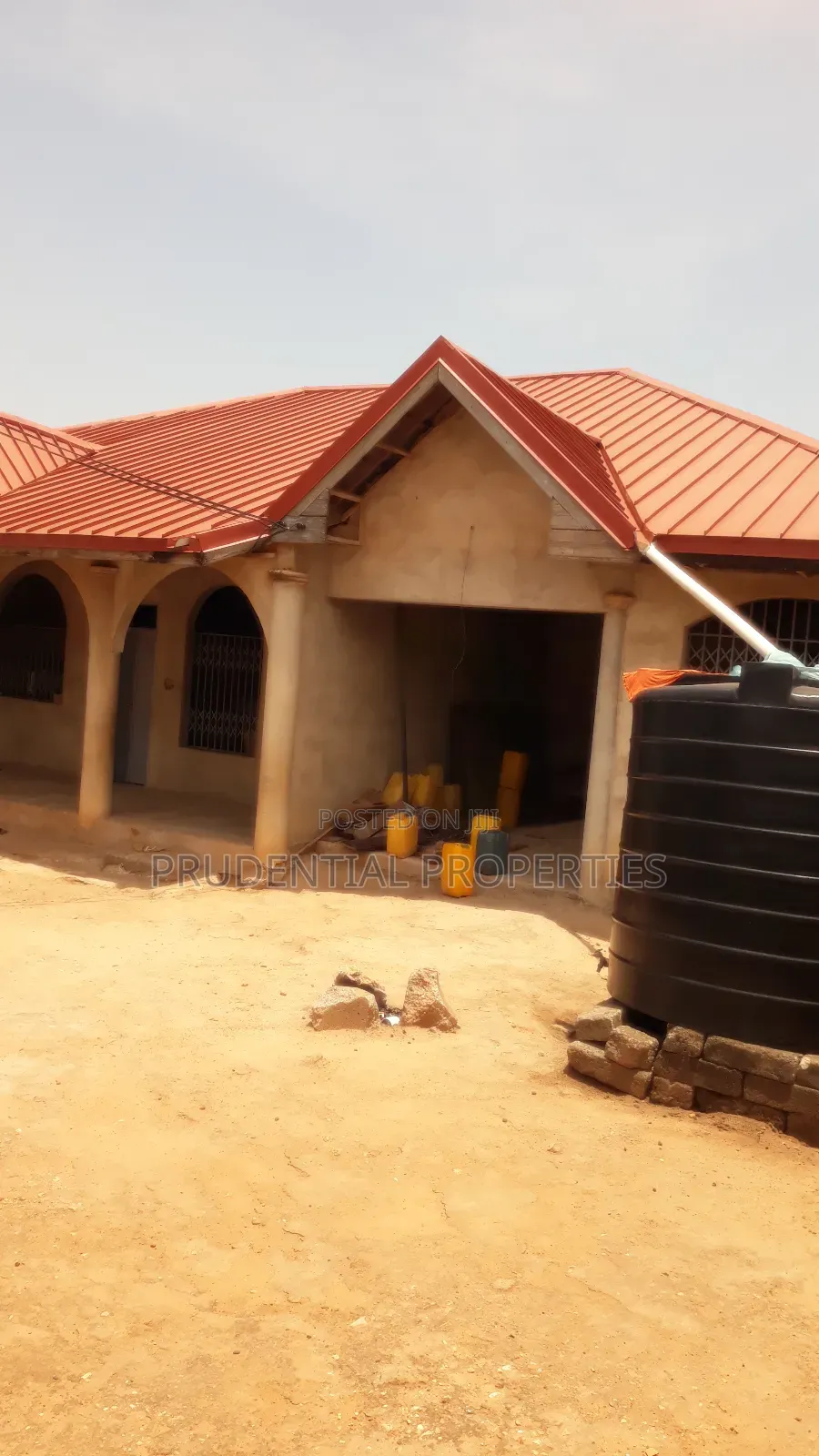 3bdrm House in Gbawe for sale