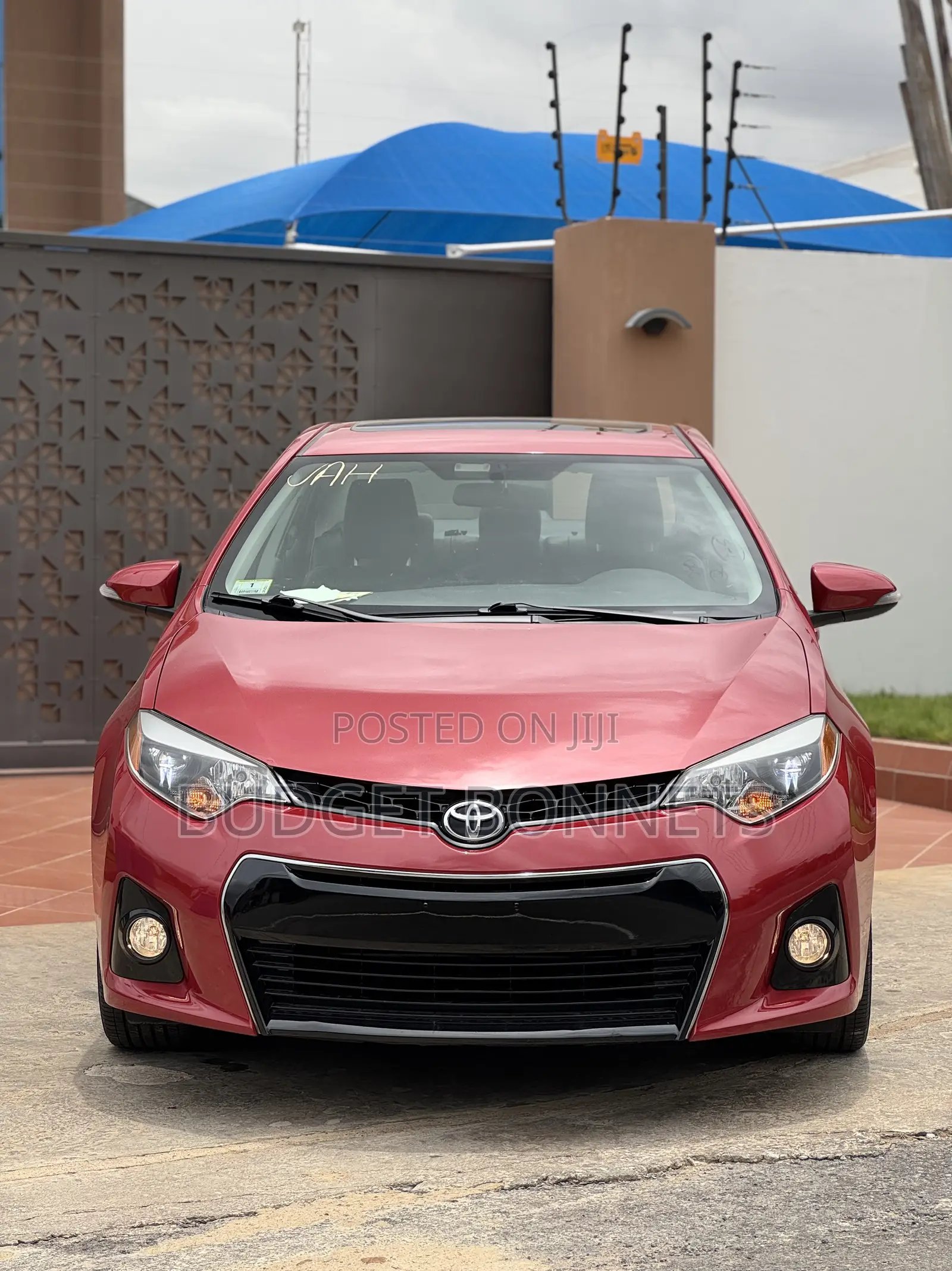 Toyota Corolla S 4dr Sedan (1.8L 4cyl CVT) 2015 Red