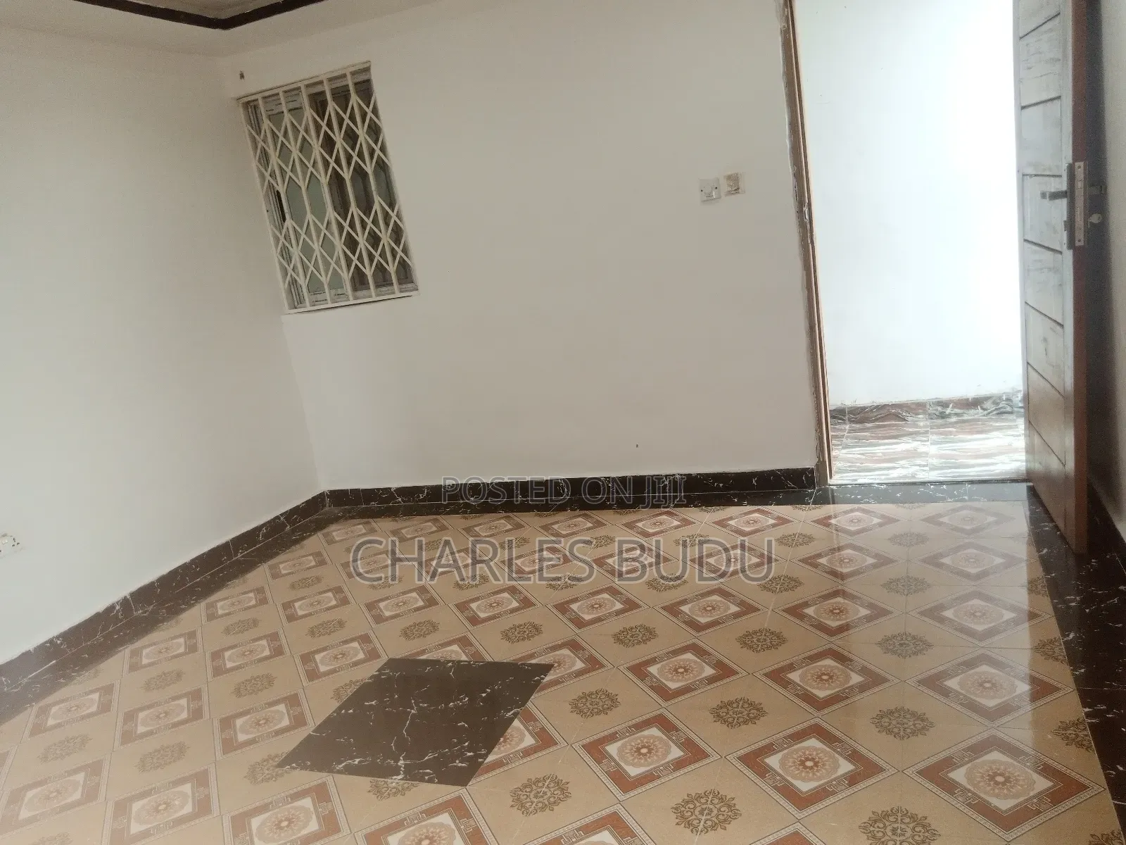 1bdrm Apartment in Roma Estate, Dansoman for rent