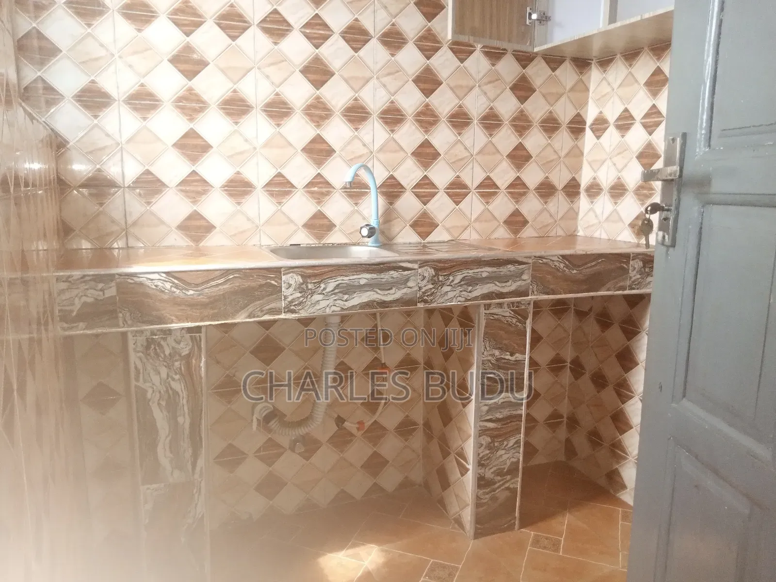 1bdrm Apartment in Roma Estate, Dansoman for rent