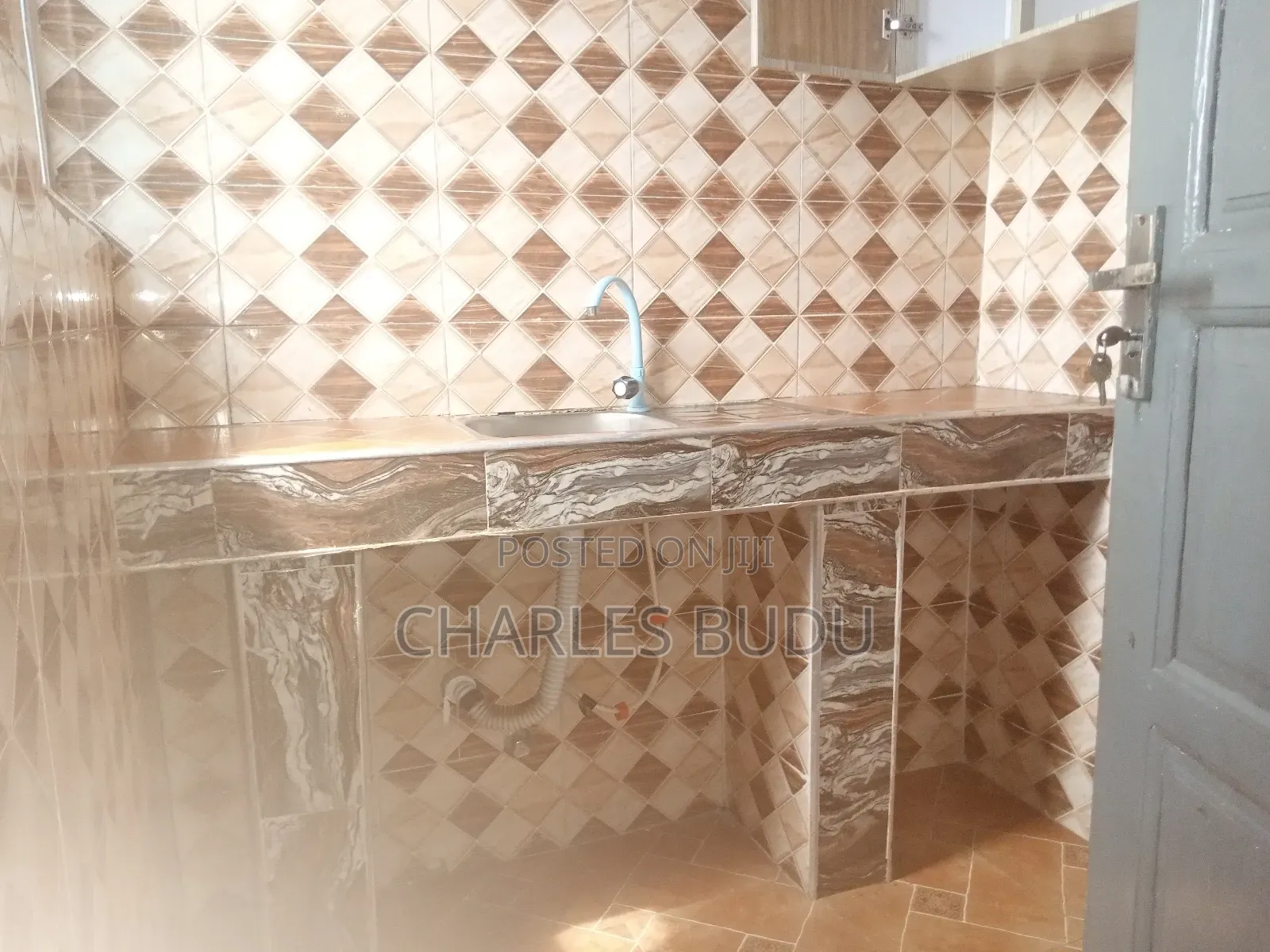 1bdrm Apartment in Roma Estate, Dansoman for rent