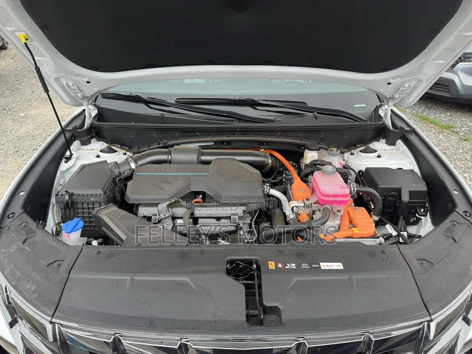Hyundai Tucson XRT 2024 White