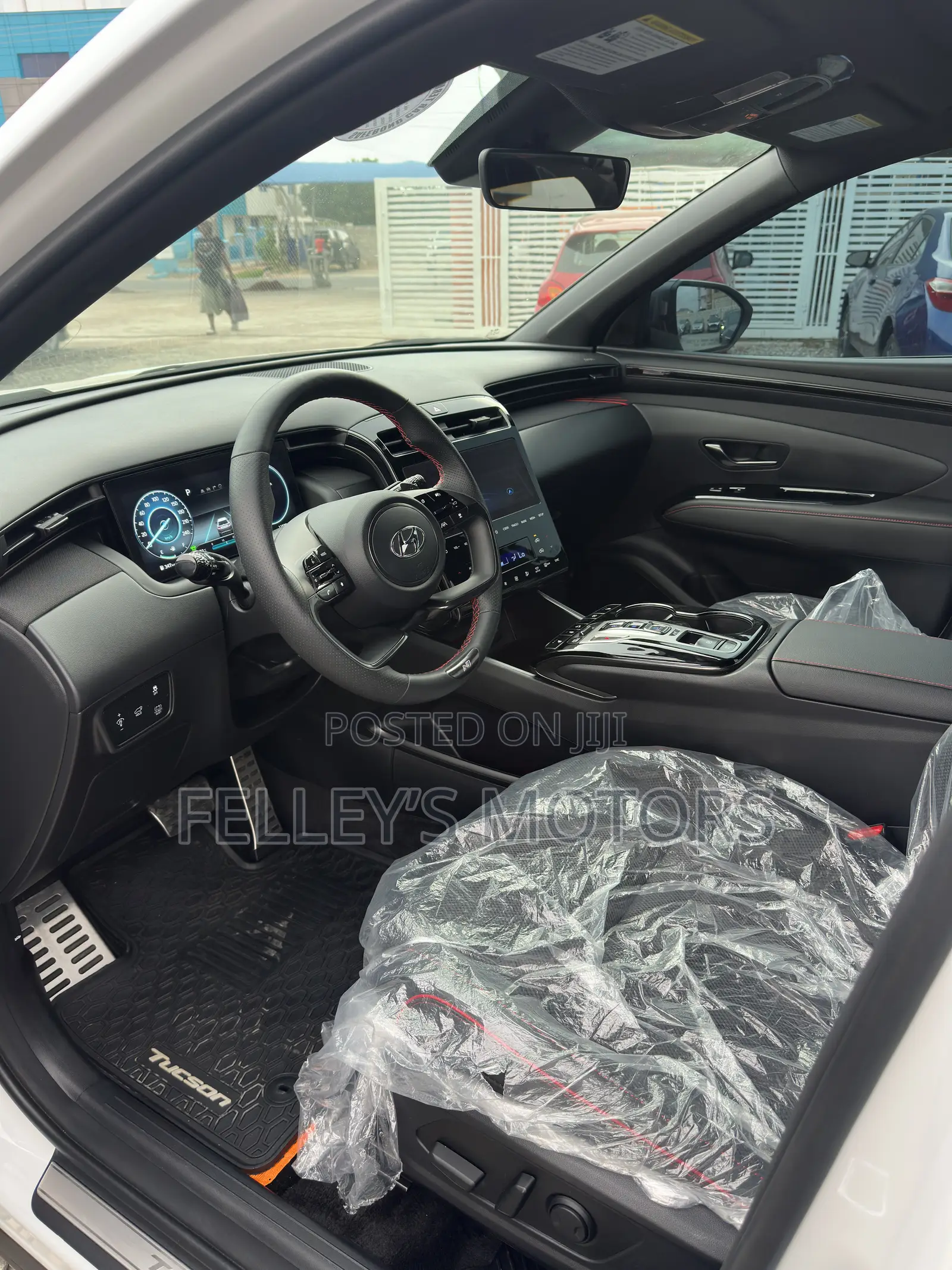 Hyundai Tucson XRT 2024 White