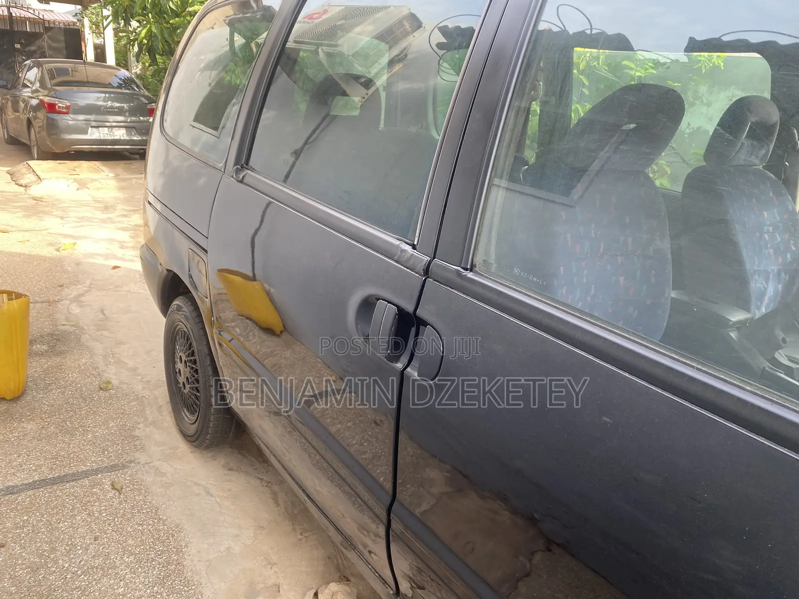 Nissan Serena 2000 Black