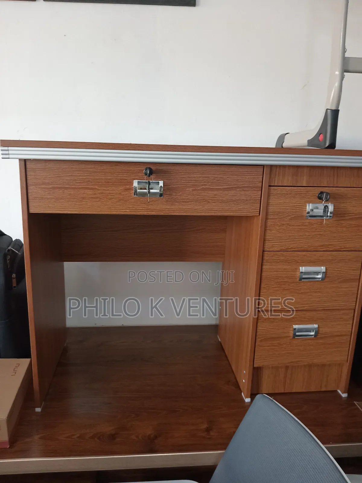Corporate Desk