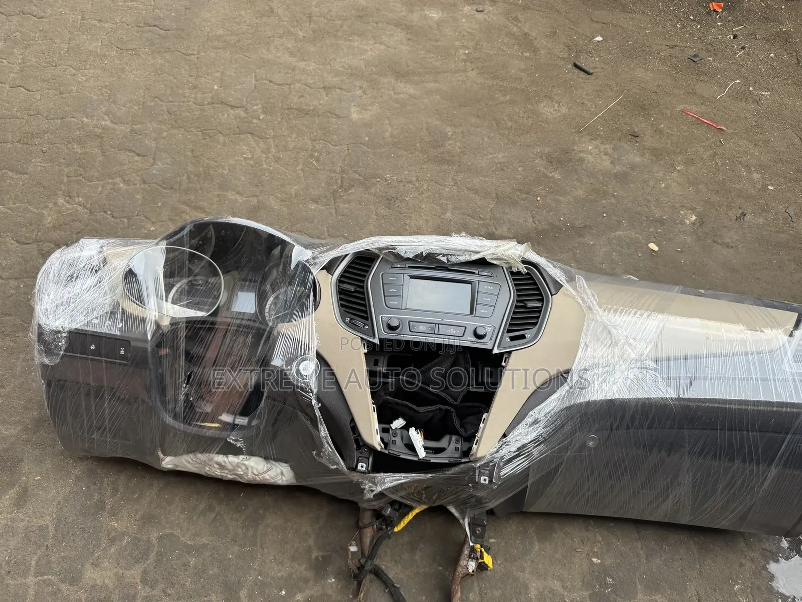 Hyundai Santa Fe 2015 Dashboard
