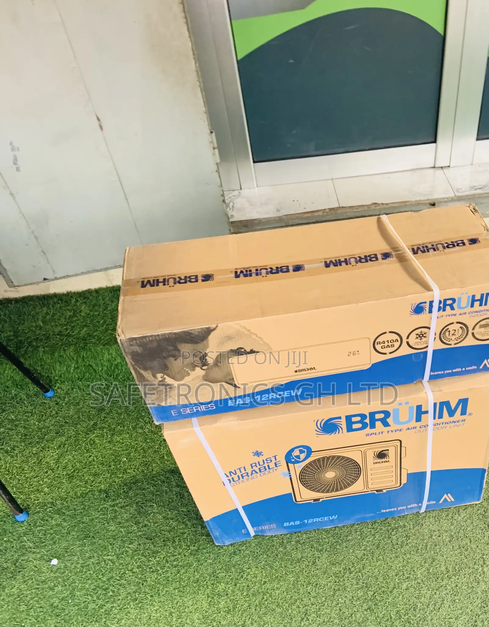 Fast Chilling Split R410a 1.5 Horsepower Bruhm White Ac