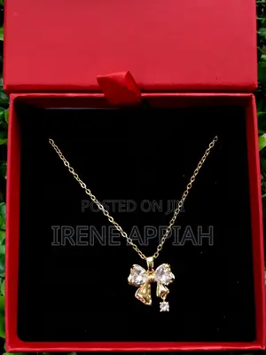 Elegant Womens’ Necklaces