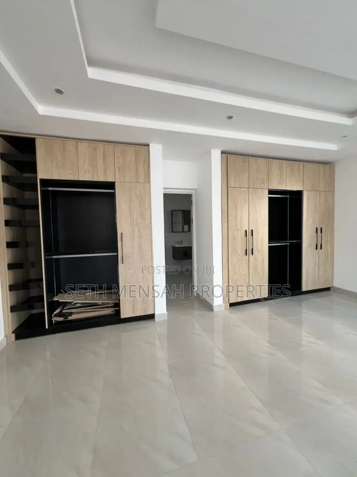4bdrm House in East Legon for sale