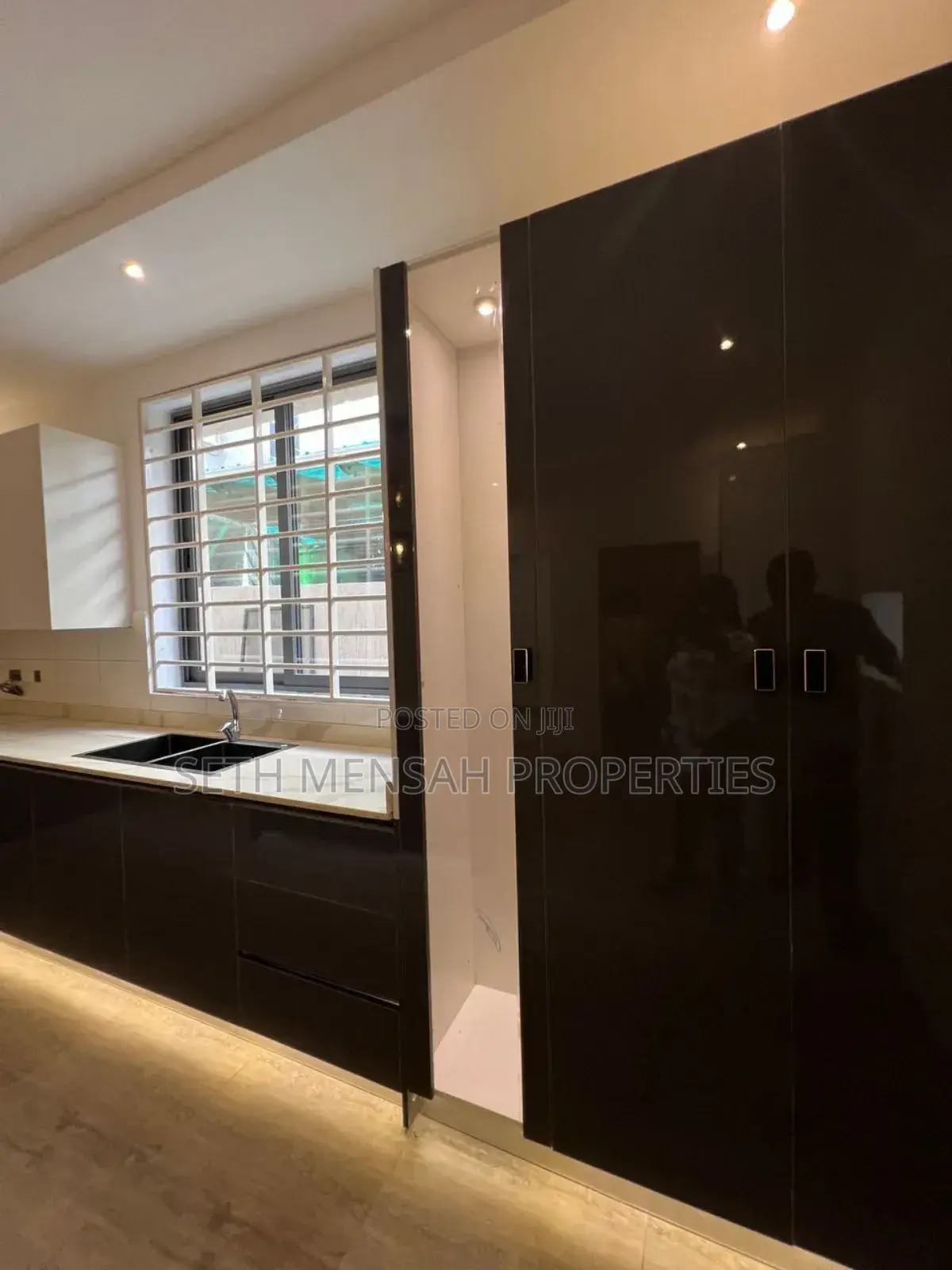 4bdrm House in East Legon for sale