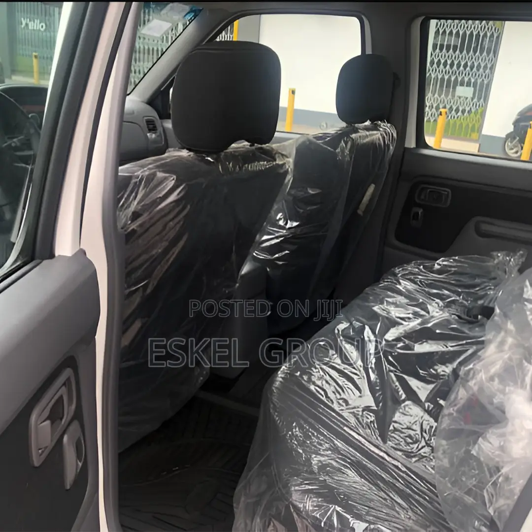 Nissan Hardbody Pick Up for Rent Come With a Driver