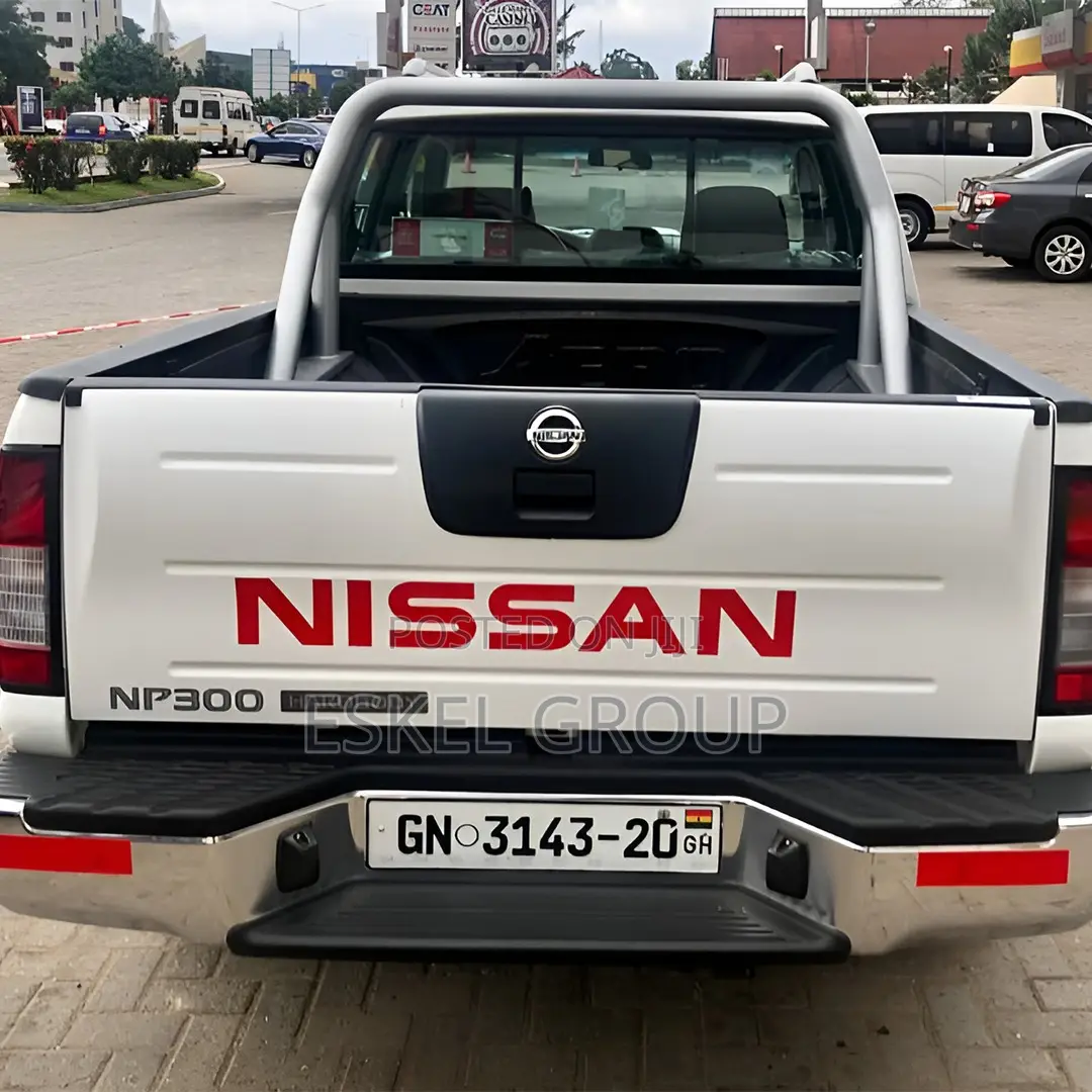 Nissan Hardbody Pick Up for Rent Come With a Driver