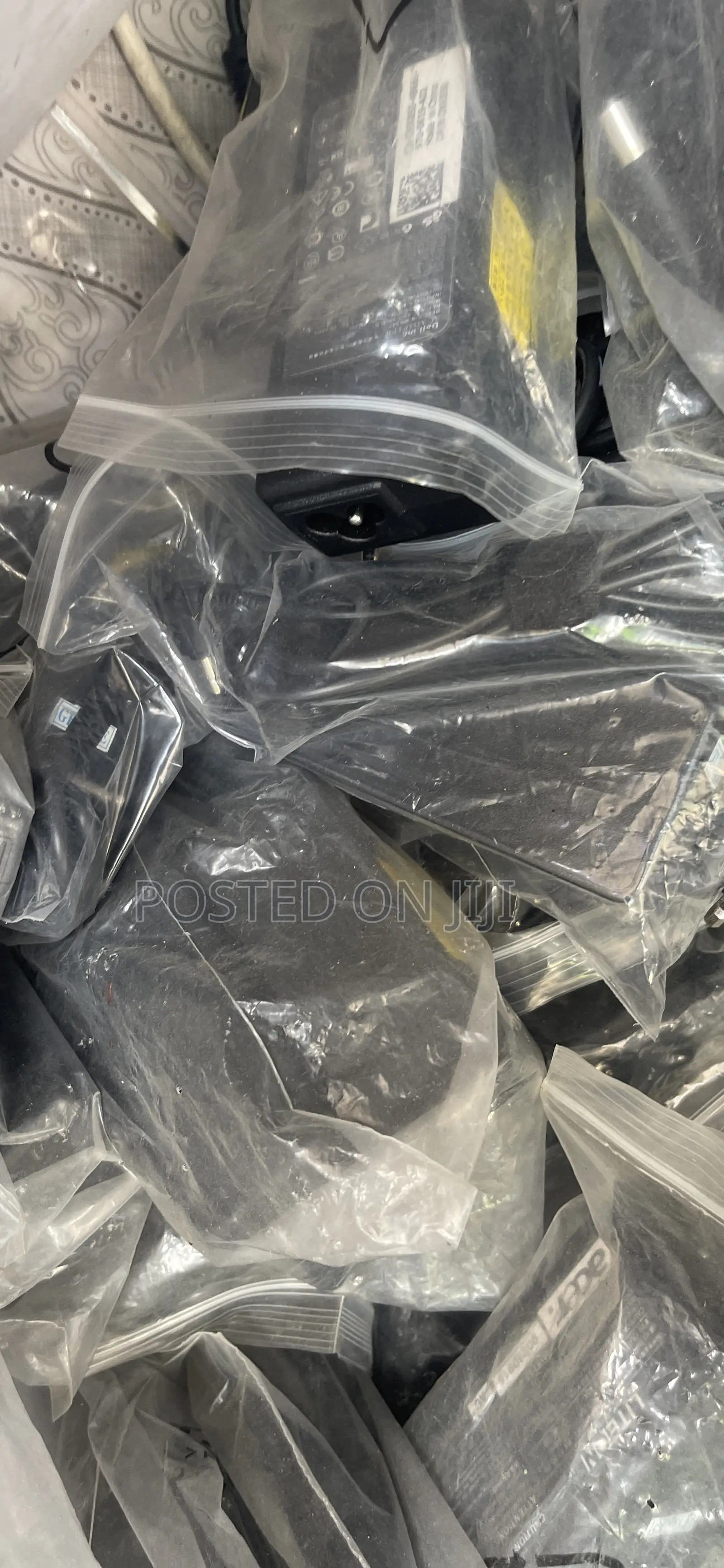 Hp, Dell, Lenovo, Toshiba, Acer, Samsung Laptop Chargers
