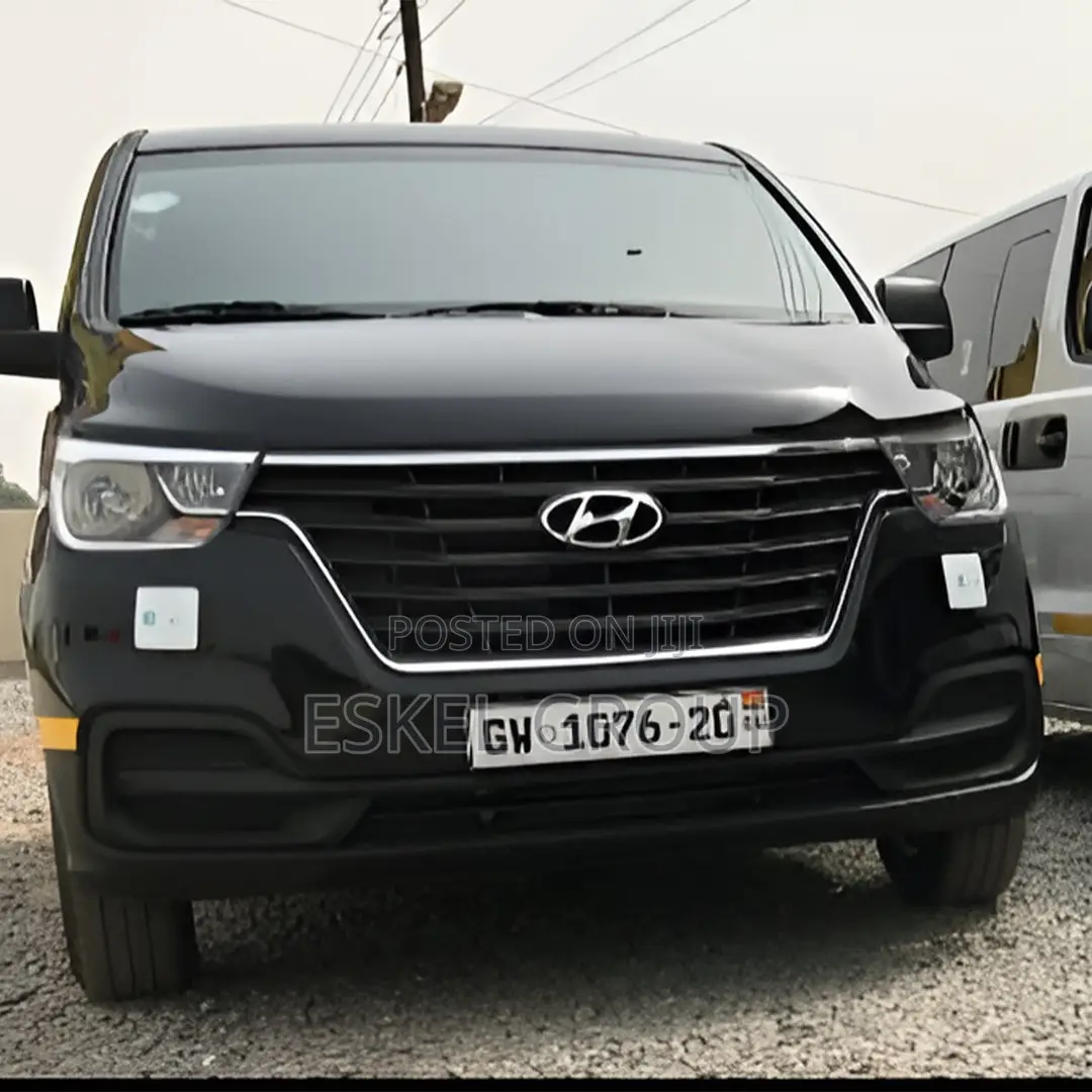 Hyundai H1 for Rent Come With a Driver