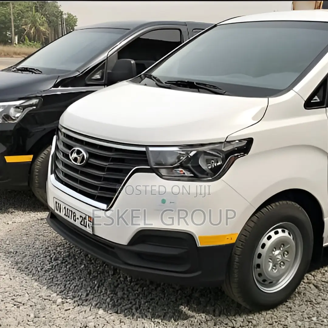 Hyundai H1 for Rent Come With a Driver
