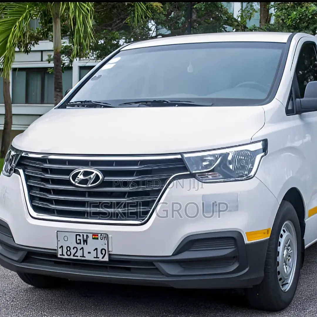 Hyundai H1 for Rent Come With a Driver