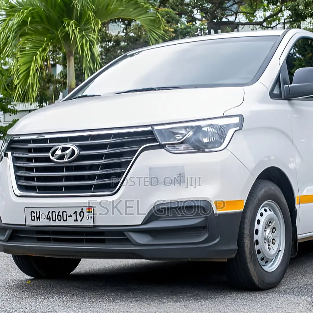 Hyundai H1 for Rent Come With a Driver