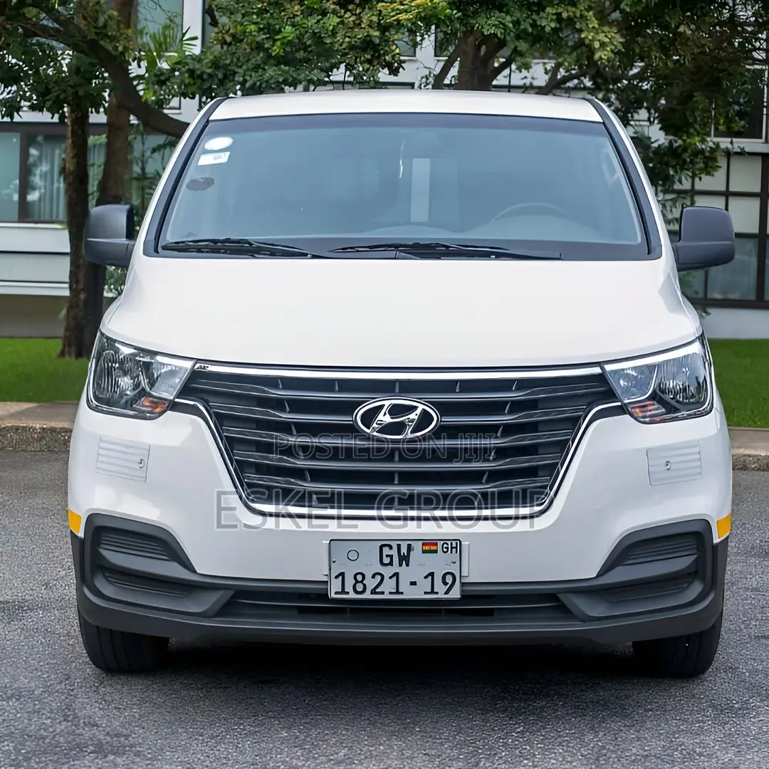 Hyundai H1 for Rent Come With a Driver