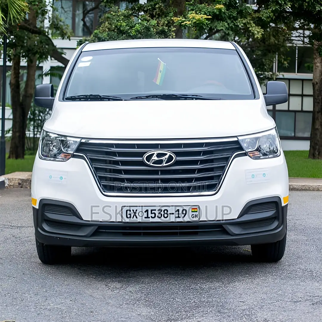 Hyundai H1 for Rent Come With a Driver