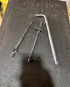 12" Socket and Sliding Bar.