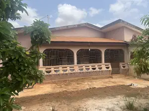 6bdrm House in Santasi Kokoben, Kumasi Metropolitan for sale