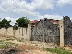 6bdrm House in Santasi Kokoben, Kumasi Metropolitan for sale