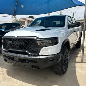 Photo - Dodge RAM 2024 White