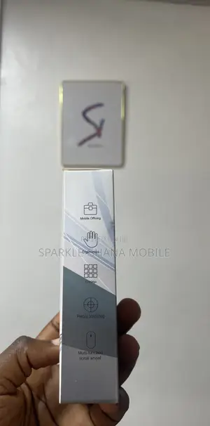 Ultra-Slim Wireless Mouse