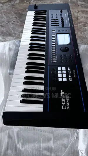 Roland Juno D6 (61 Keys) Replaces Juno Ds