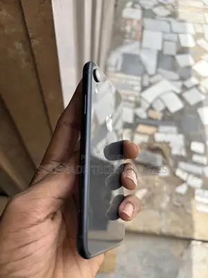 Apple iPhone XR 128 GB Black