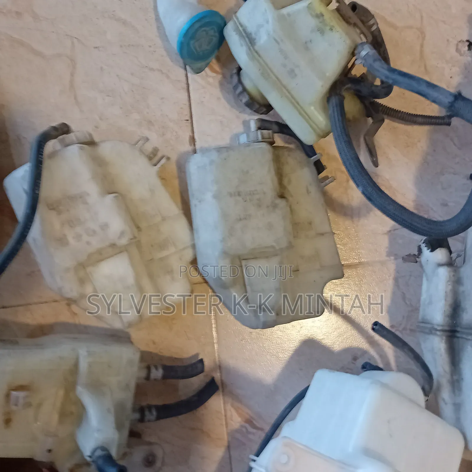 Honda Civic Wiper Bottles 06-15