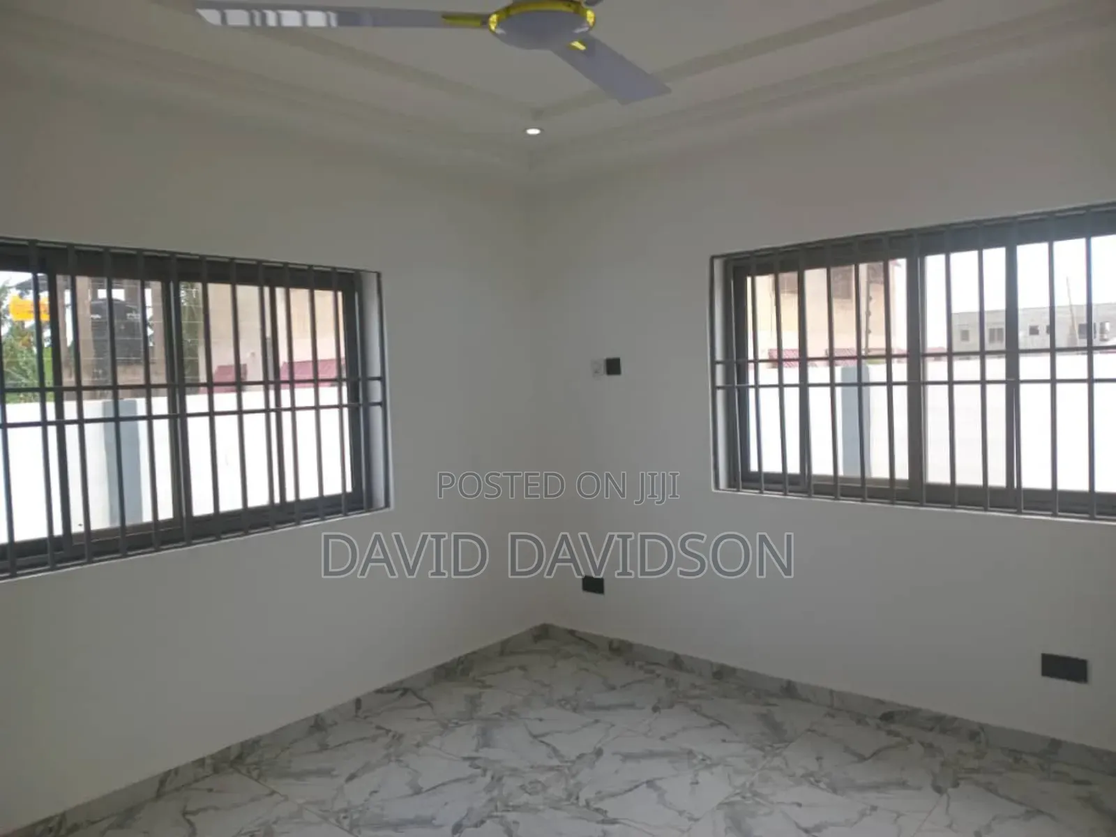 4bdrm House in 4 Bedroom House, Tema Metropolitan for sale
