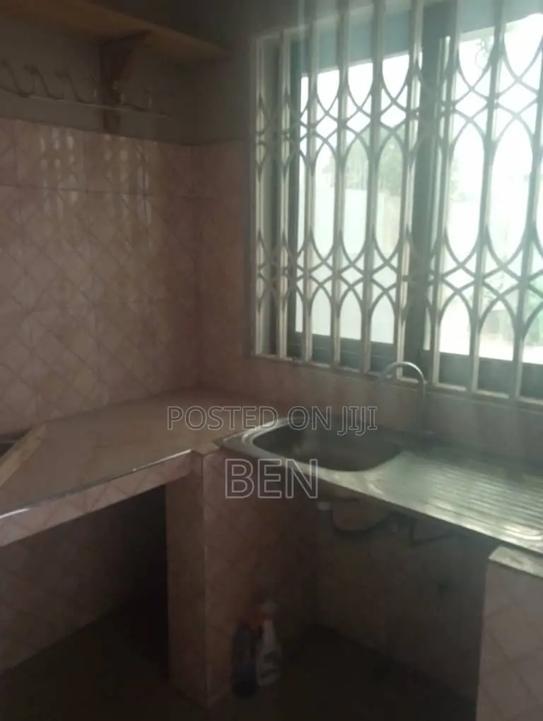 1bdrm Apartment in Mile 7 Chantan, Achimota for rent