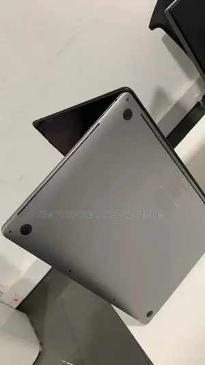 Laptop Apple MacBook Pro 2019 16GB Intel Core i7 SSD 500GB