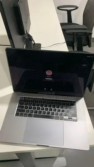Laptop Apple MacBook Pro 2019 16GB Intel Core i7 SSD 500GB