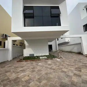 5bdrm House in East Legon, American House for sale