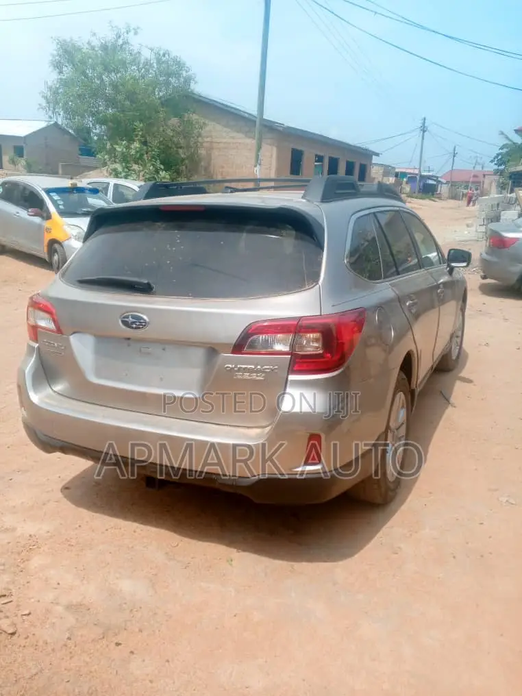 Subaru Outback 2.5i Limited PZEV 4dr Wagon AWD (2.5L 4cyl CVT) 2015