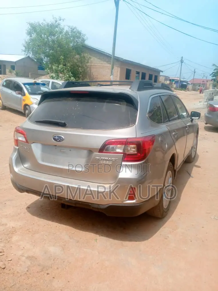 Subaru Outback 2.5i Limited PZEV 4dr Wagon AWD (2.5L 4cyl CVT) 2015