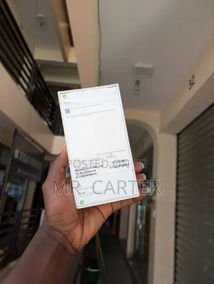 New Apple iPhone 16e 128 GB White