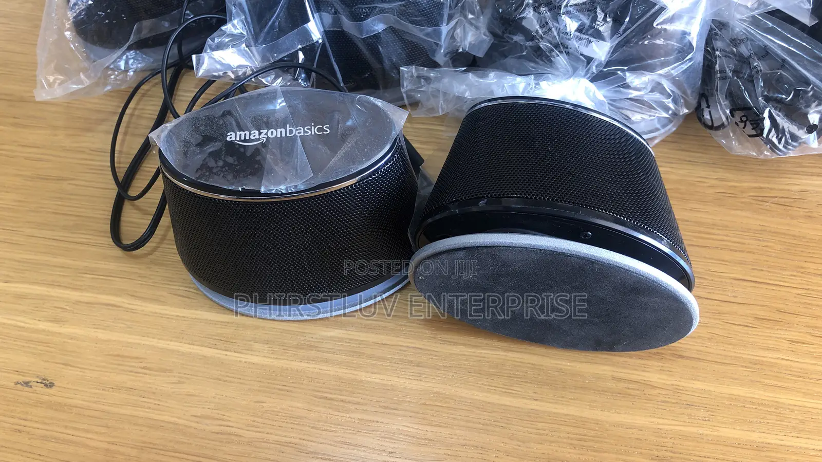 Amazon Basics USB-Powered Computer Speakers