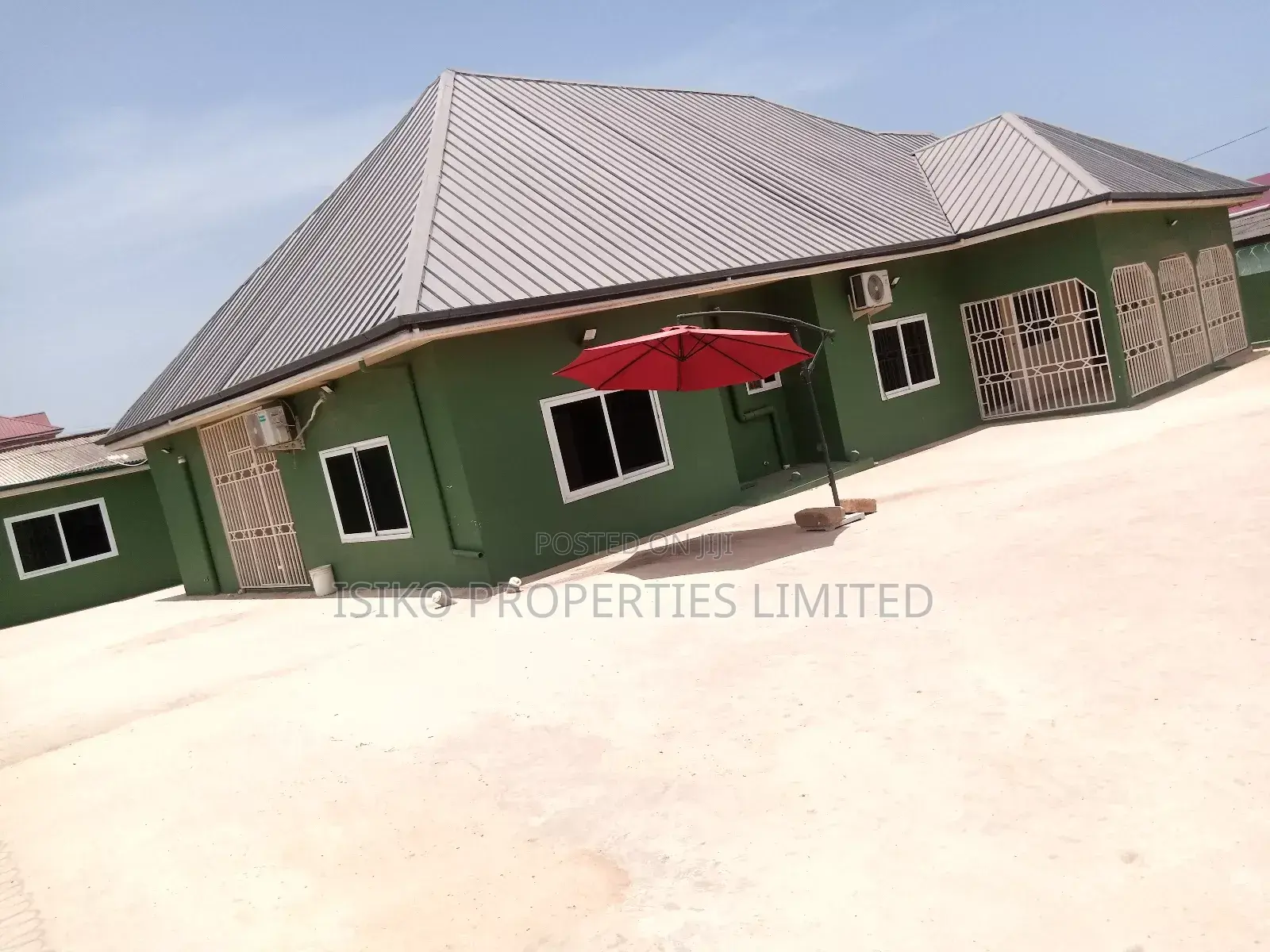 Furnished 5bdrm Apartment in Isiko Properties /, Kasoa for rent