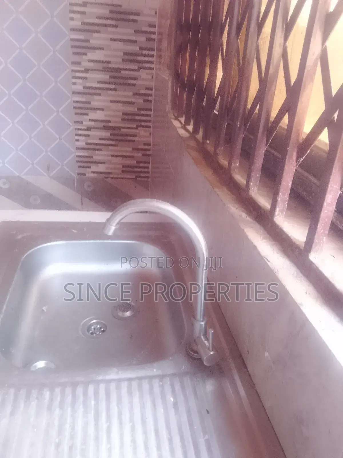 2bdrm Apartment in Sinco Properties, Madina for rent